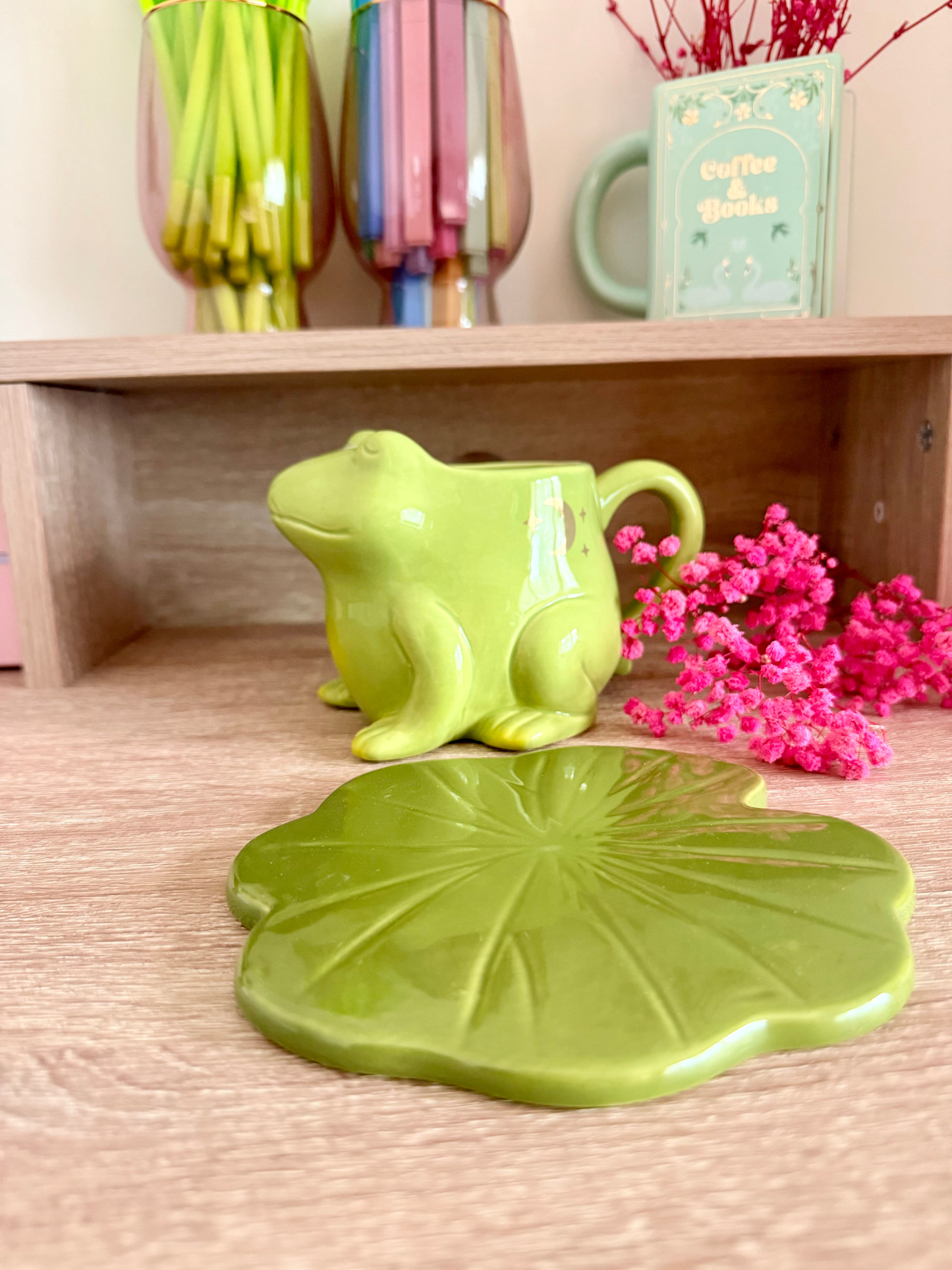 Hoppy Frog Premium Mug