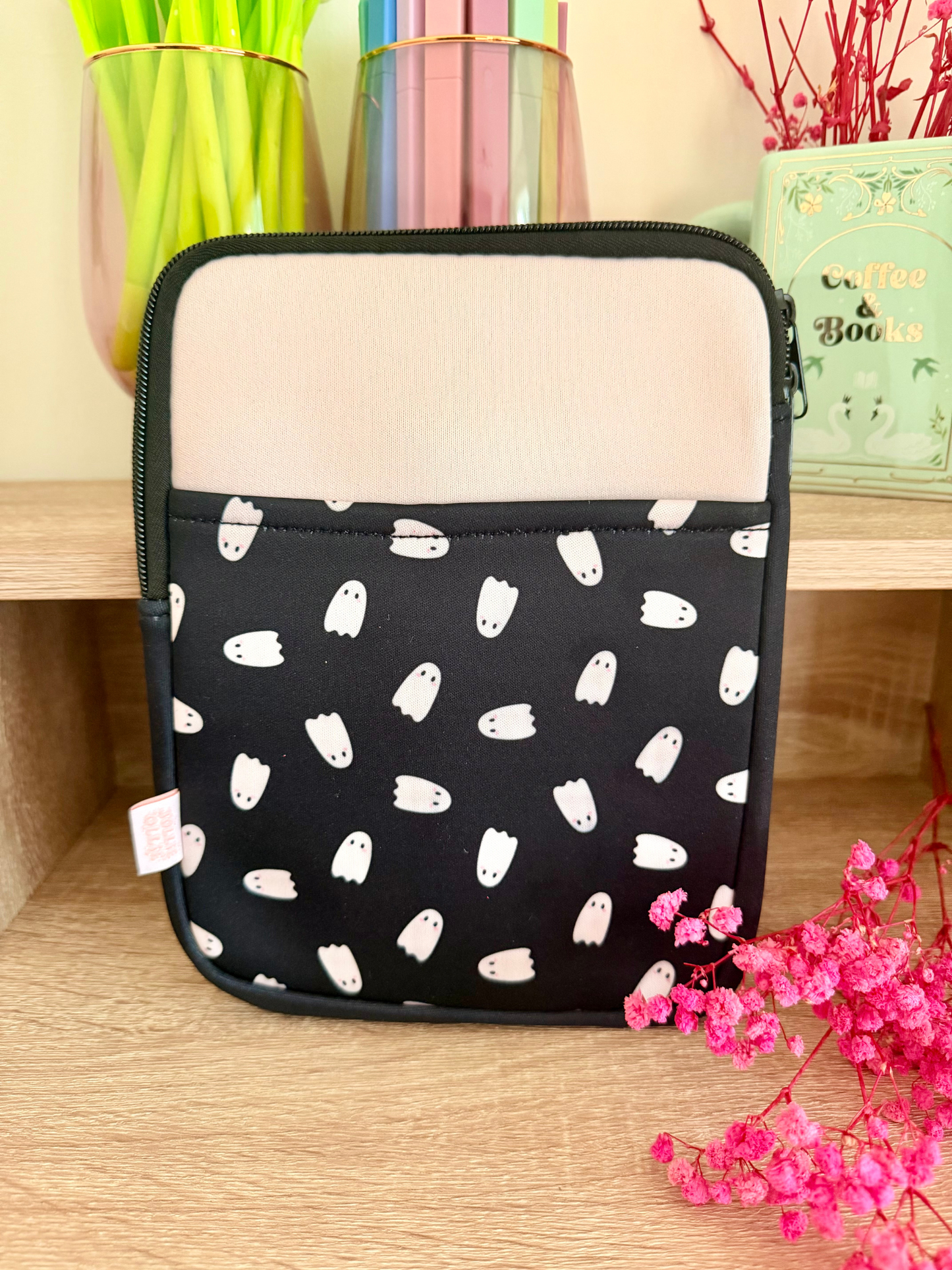 Friendly Ghosts E-Reader Sleeve